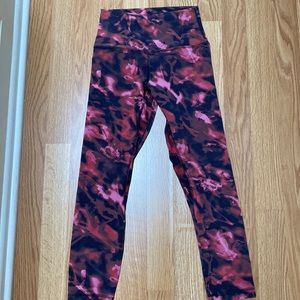Lululemon Pink Blossom Align HR crop 23" , GUC